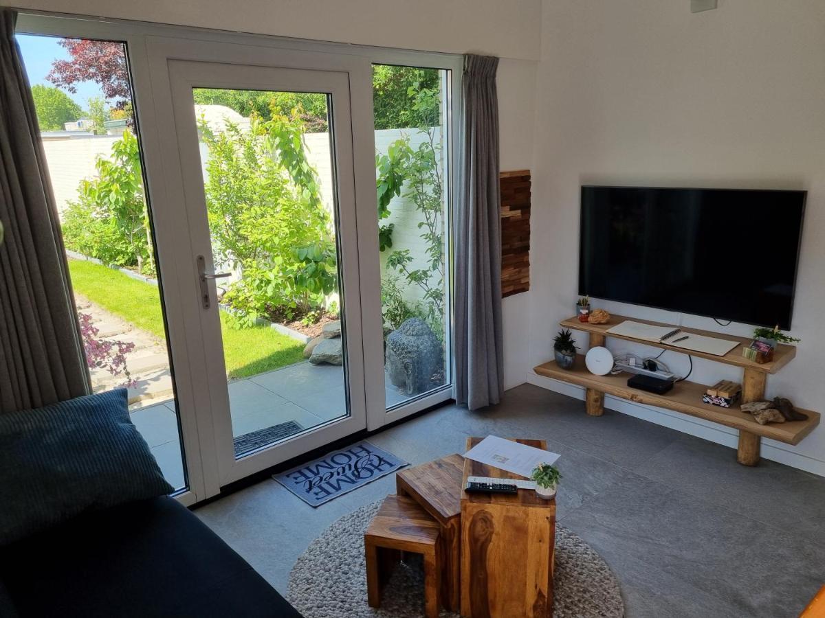 La Vie Est Belle Vlissingen Villa Екстериор снимка